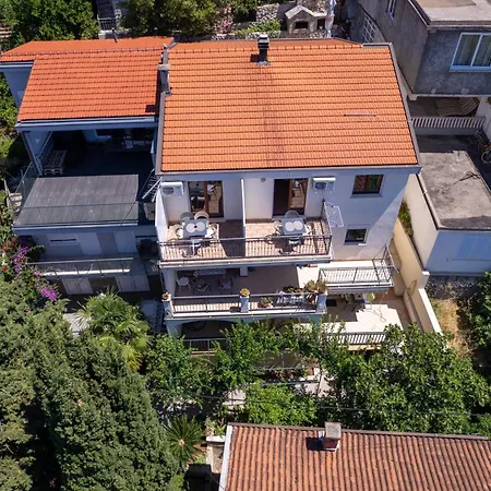 Apartment Sobe I Iva *
